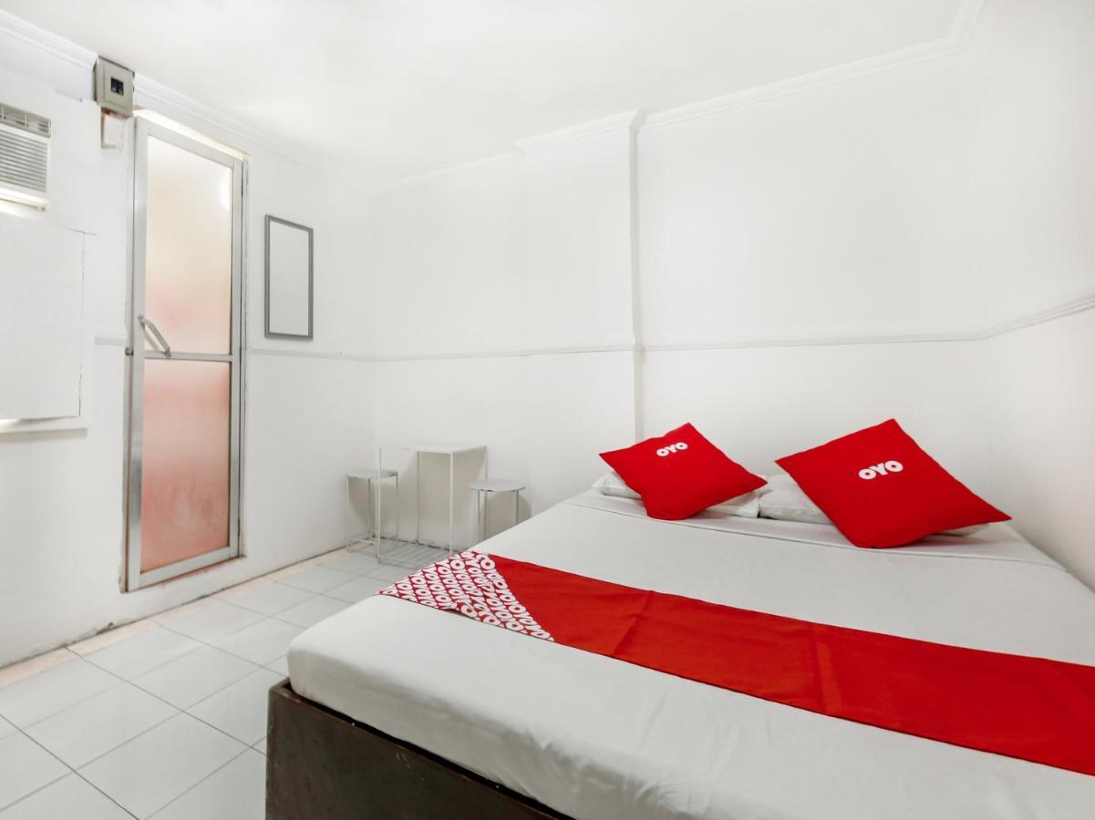 Oyo 842 City Smiles Apartelle San Juan  Eksteriør billede