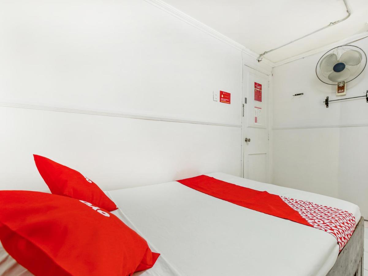 Oyo 842 City Smiles Apartelle San Juan  Eksteriør billede