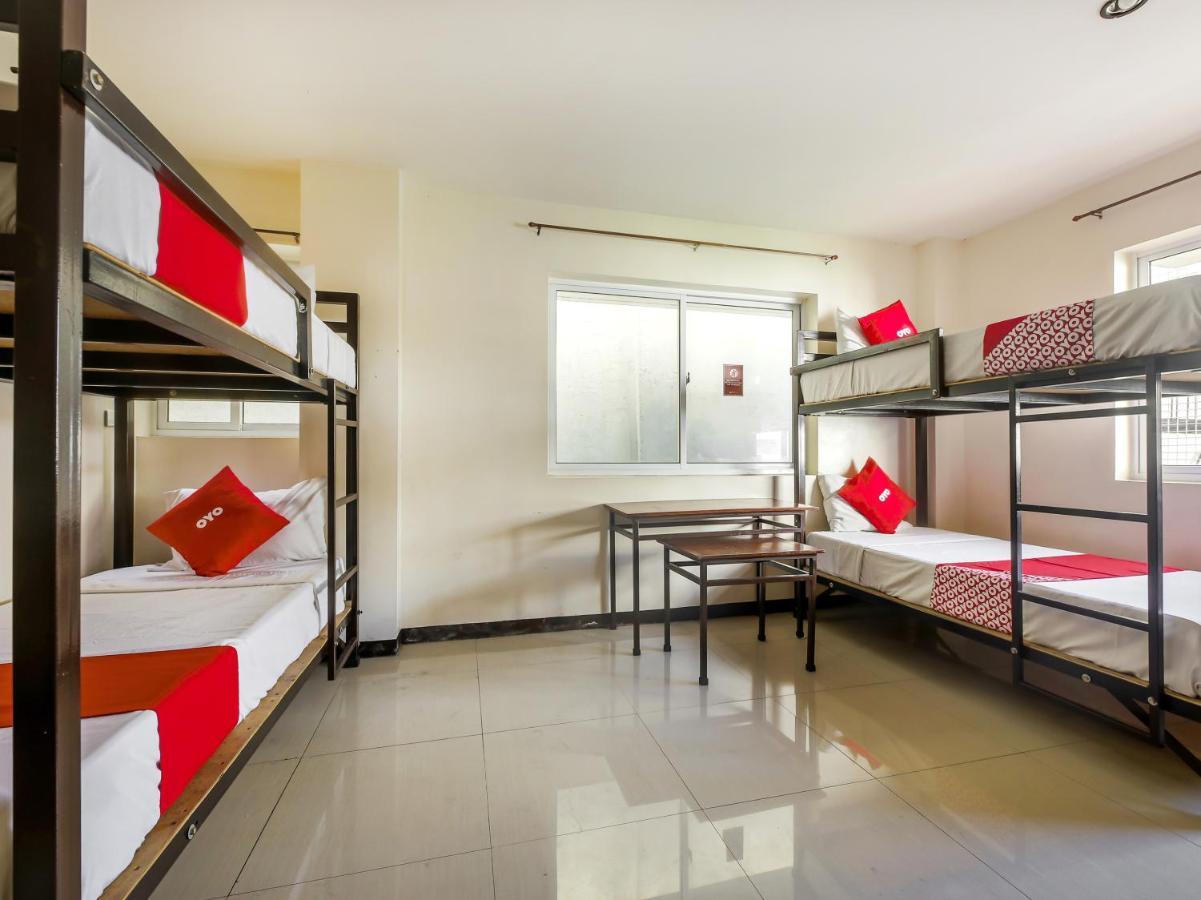 Oyo 842 City Smiles Apartelle San Juan  Eksteriør billede